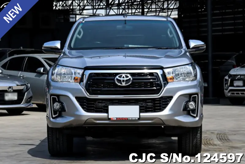 Toyota Hilux in Silver for Sale Image 4