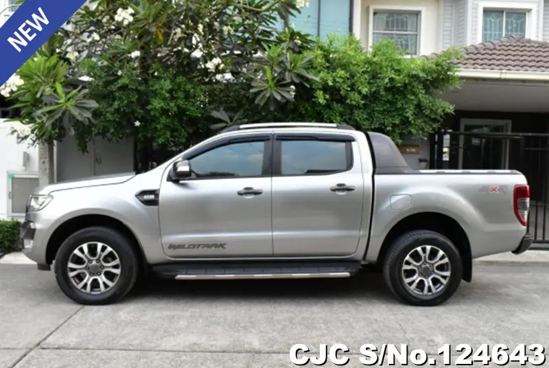 Ford Ranger in Silver for Sale Image 6