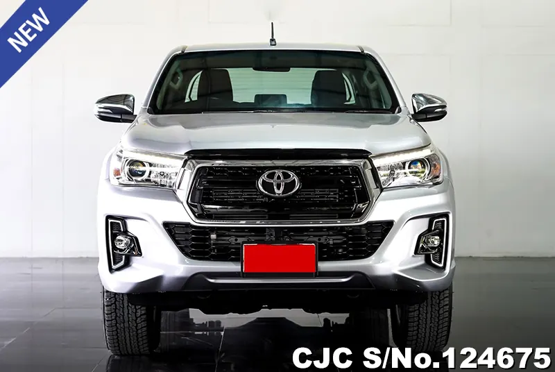 Toyota Hilux in Silver for Sale Image 4