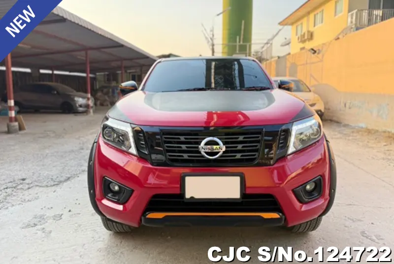 Nissan Navara in Red for Sale Image 4