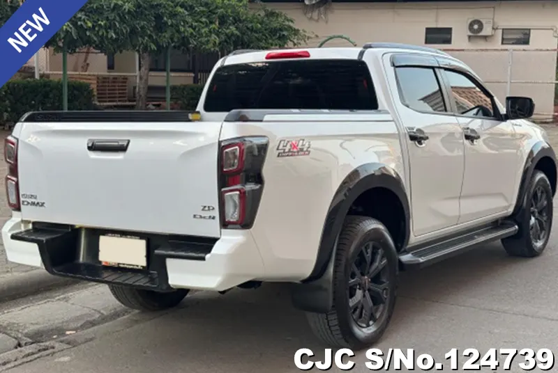 Isuzu D-Max in White for Sale Image 2