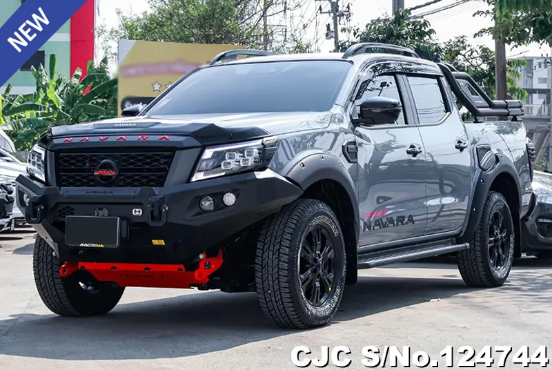 Nissan Navara in Stealth Grey for Sale Image 3