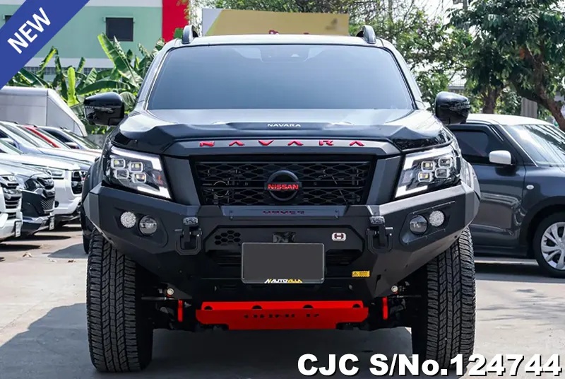 Nissan Navara in Stealth Grey for Sale Image 4