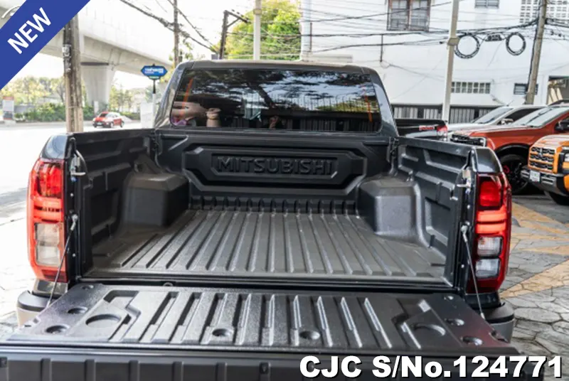 Mitsubishi Triton in Gray for Sale Image 6