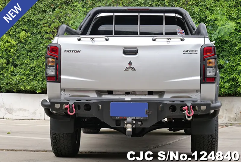 Mitsubishi Triton in Silver for Sale Image 5