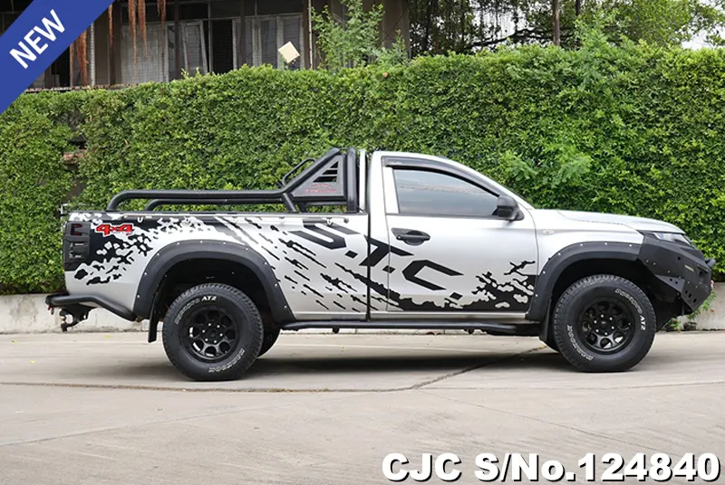 Mitsubishi Triton in Silver for Sale Image 6