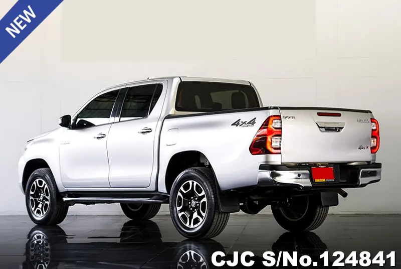 Toyota Hilux in Silver for Sale Image 1