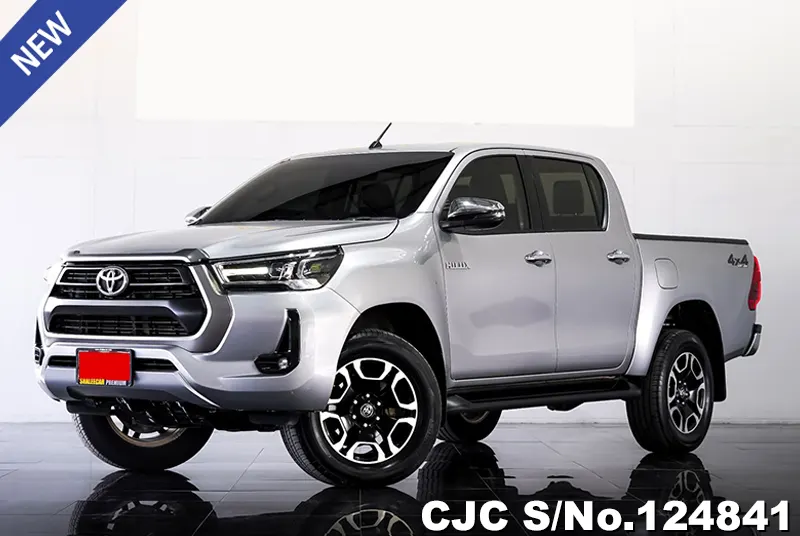 Toyota Hilux in Silver for Sale Image 3