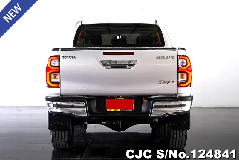 Toyota Hilux in Silver for Sale Image 5