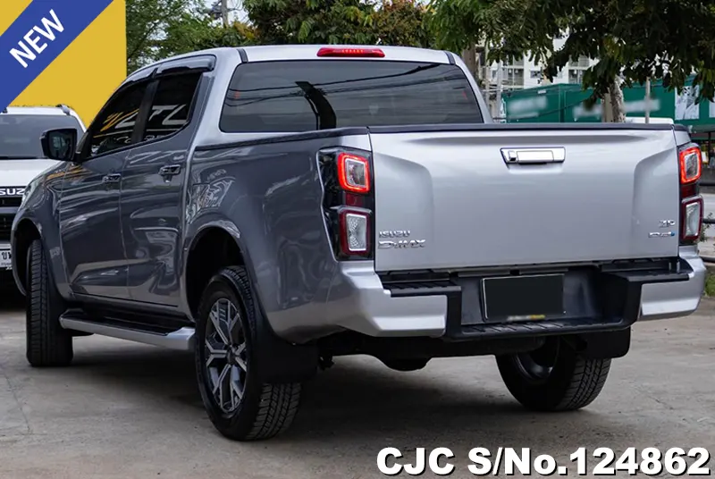 Isuzu D-Max in Silver for Sale Image 1