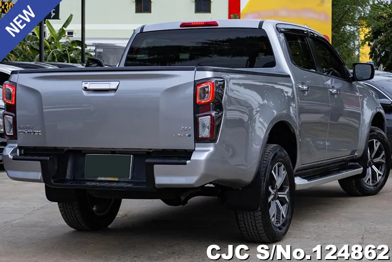 Isuzu D-Max in Silver for Sale Image 2