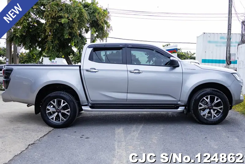 Isuzu D-Max in Silver for Sale Image 6