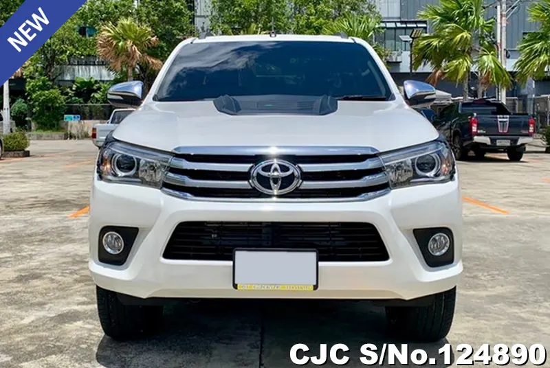 Toyota Hilux in White for Sale Image 4