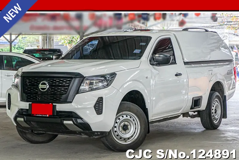 Nissan Navara in White for Sale Image 3