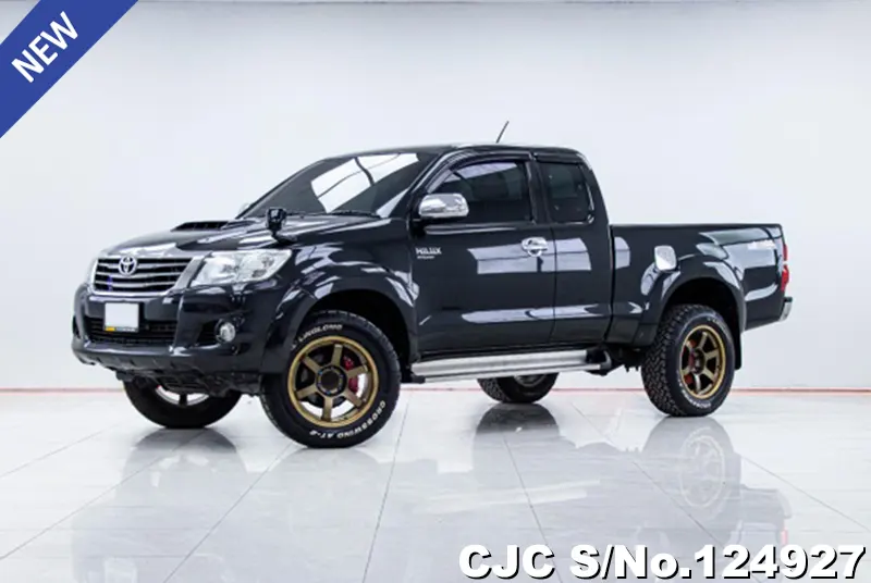 Toyota Hilux in Black for Sale Image 1