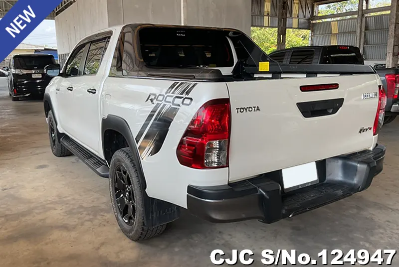 Toyota Hilux in White for Sale Image 1