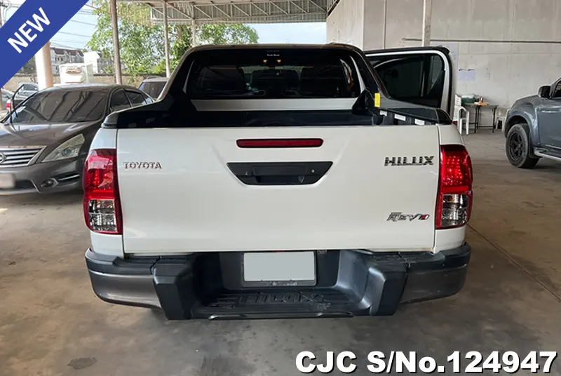 Toyota Hilux in White for Sale Image 5