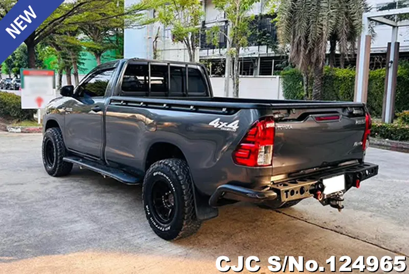 Toyota Hilux in Gray for Sale Image 1