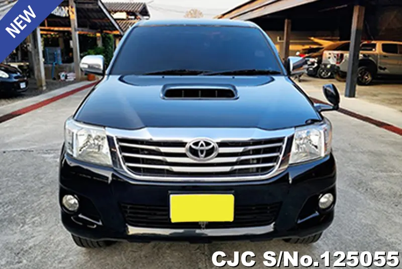 Toyota Hilux in Black for Sale Image 2