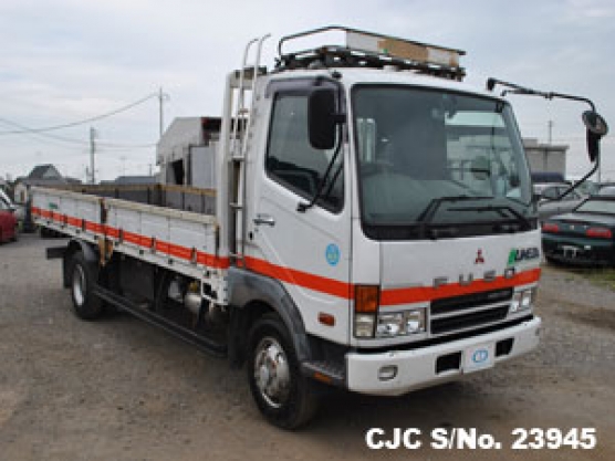 2001 Mitsubishi / Fuso Fighter Stock No. 23945