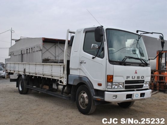 1999 Mitsubishi / Fuso Fighter Stock No. 25232