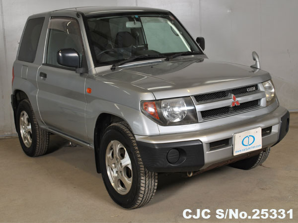 Спойлер mitsubishi pajero io