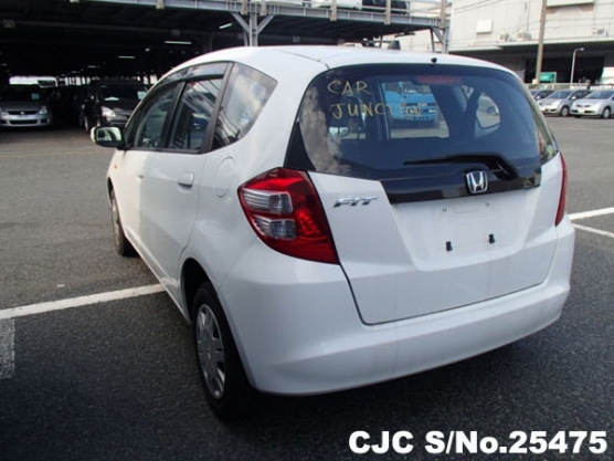 2008 Honda Fit White for sale | Stock No. 25475 | Japanese Used 