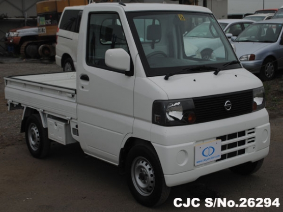 2004 Nissan / Clipper Truck Stock No. 26294