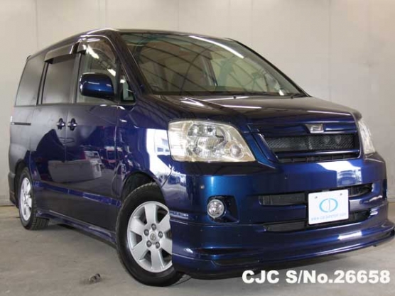 2002 Toyota / Noah Stock No. 26658