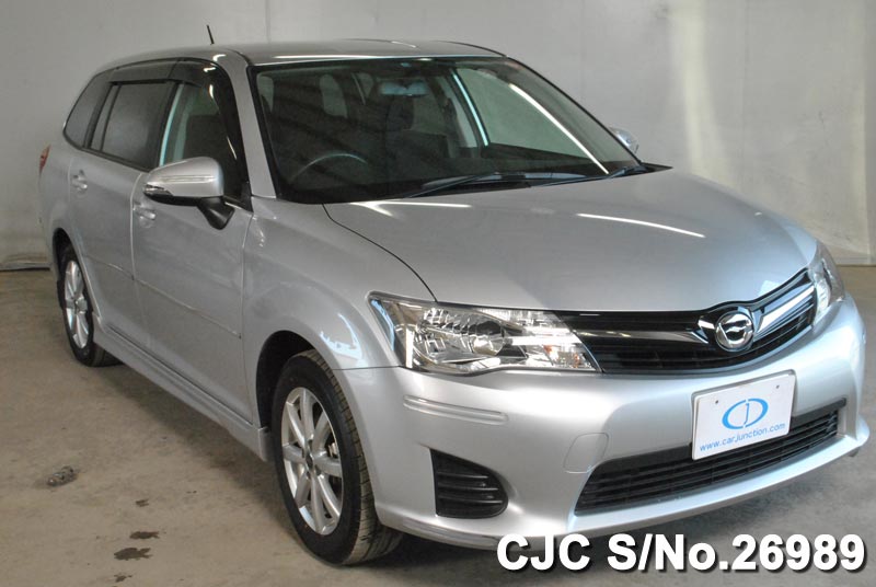 Toyota corolla fielder 2012