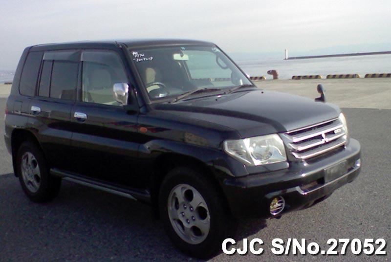 Mitsubishi pajero io 2001