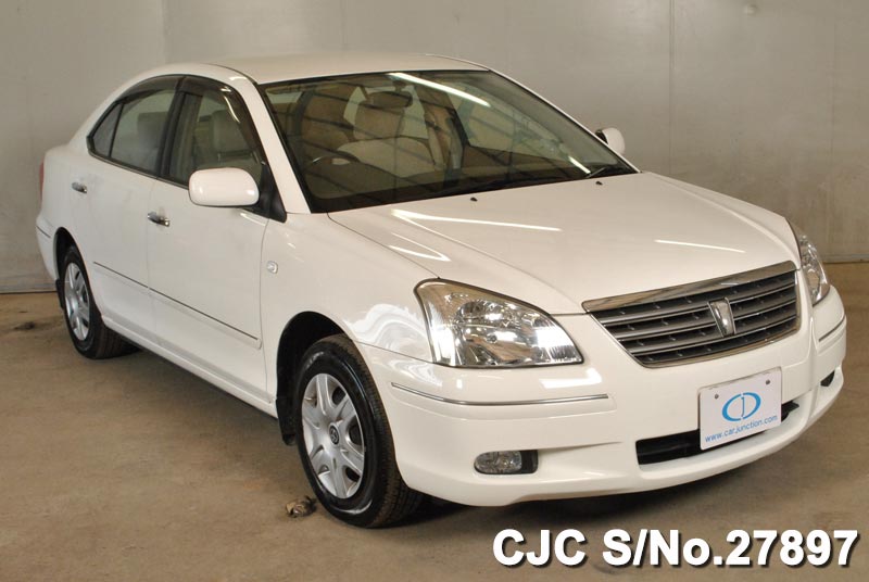 Toyota premio 2005