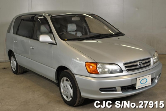 2000 Toyota / Ipsum Stock No. 27915