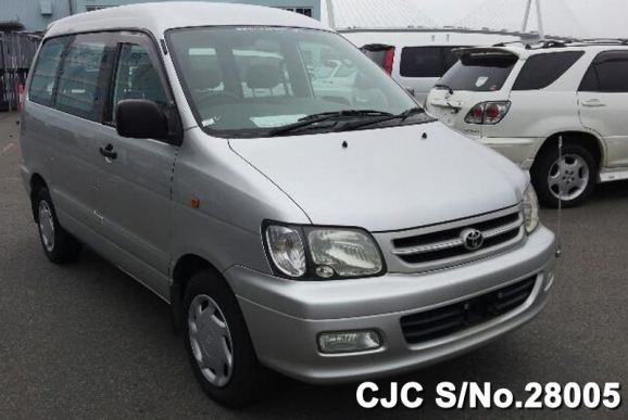 Toyota noah 1999