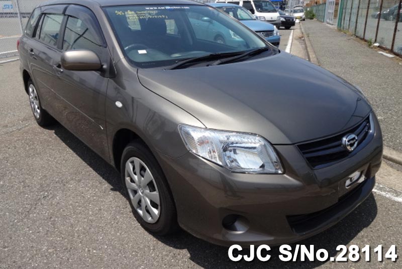 Toyota corolla fielder 2011