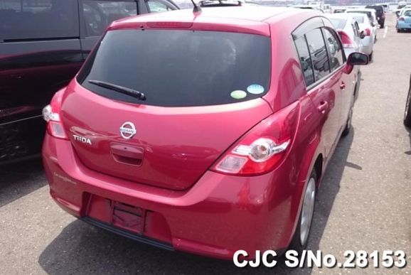 nissan tiida red