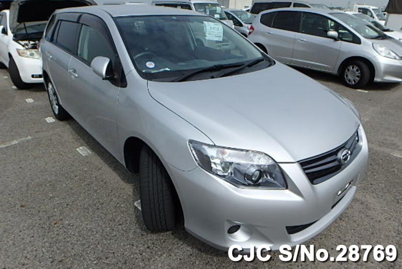 Toyota corolla fielder 2009