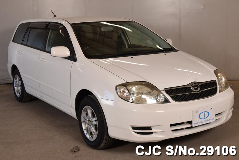 Toyota corolla fielder 2004