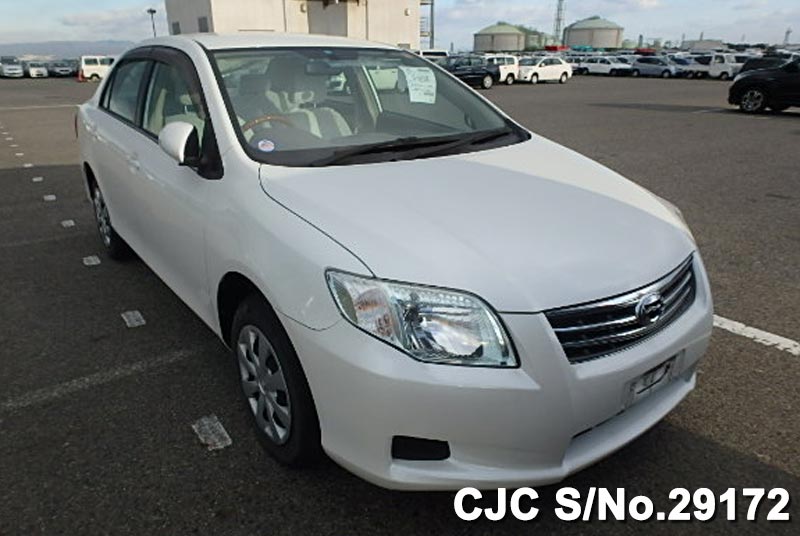 Toyota corolla axio 2010