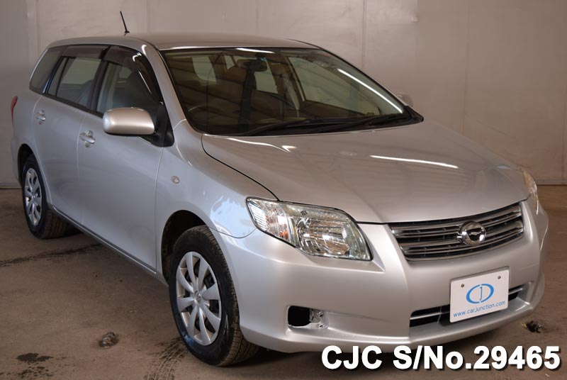 Toyota corolla fielder 2010