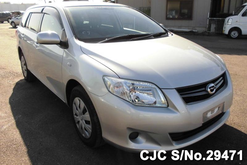 Toyota corolla fielder 2010