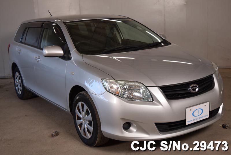 Toyota corolla fielder 2010