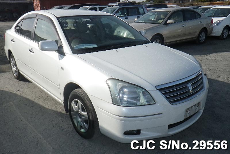 Toyota premio 2005