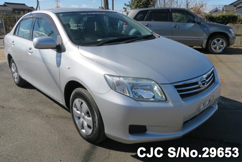 Toyota corolla axio 2010