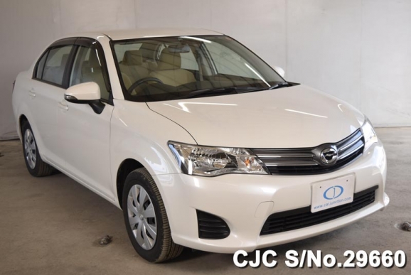 2013 Toyota / Corolla Axio Stock No. 29660