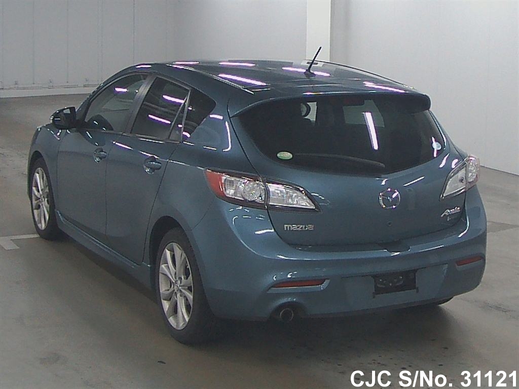 Mazda axela 2010 хэтчбек