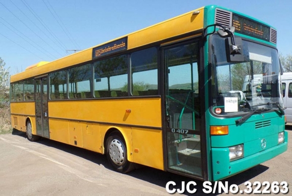 1999 Mercedes Benz / Bus Stock No. 32263