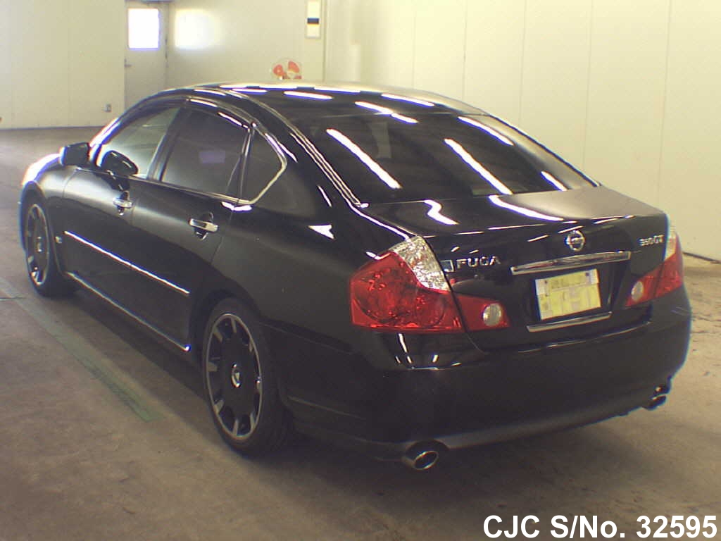 Nissan fuga 2006