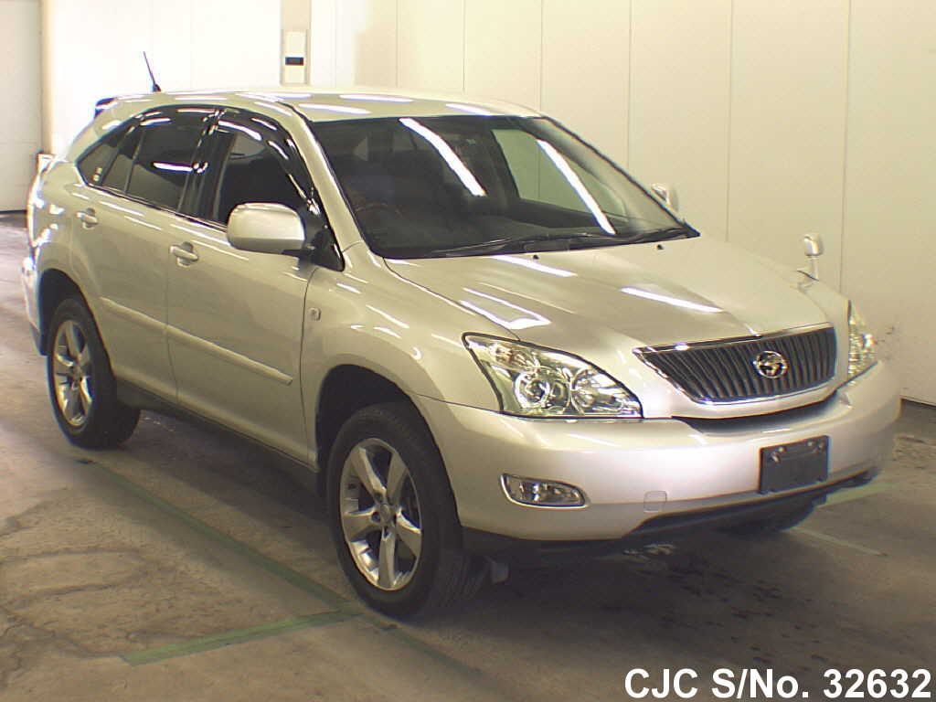 2004 Toyota Harrier Silver for sale | Stock No. 32632 | Japanese Used ...