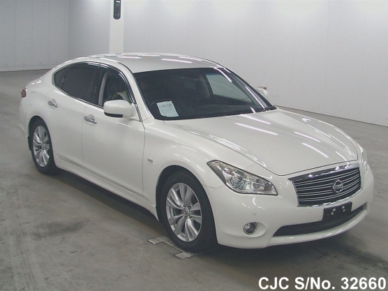 2010 Nissan / Fuga Stock No. 32660